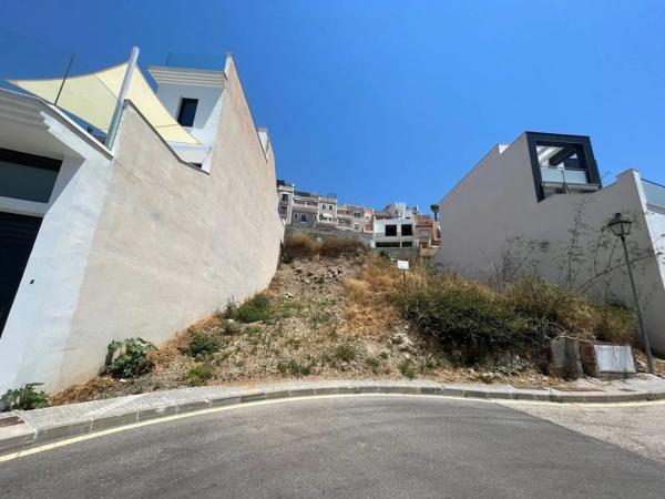 Terreno en calle Saturno s/n photo 4