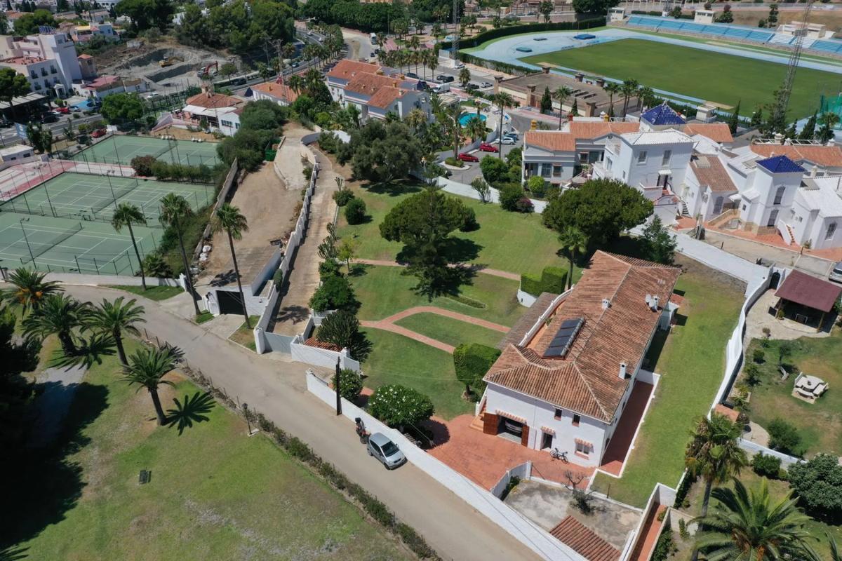 Terreno en venta en Nerja, Malaga photo 3