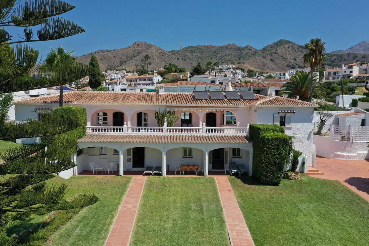 Terreno en venta en Nerja, Malaga photo 5