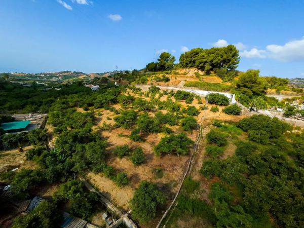 Terreno en Avda Pescia - Ctra de Frigiliana photo 1