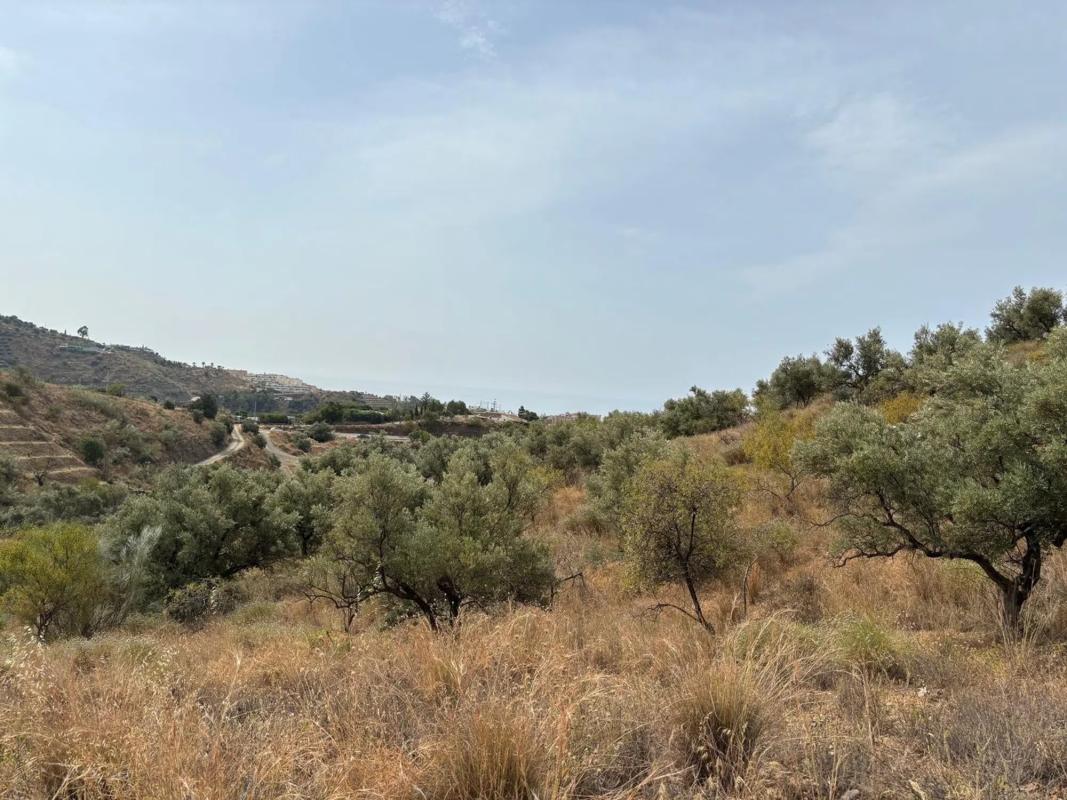 Terreno en venta en Rincón de la Victoria, Malaga photo 4