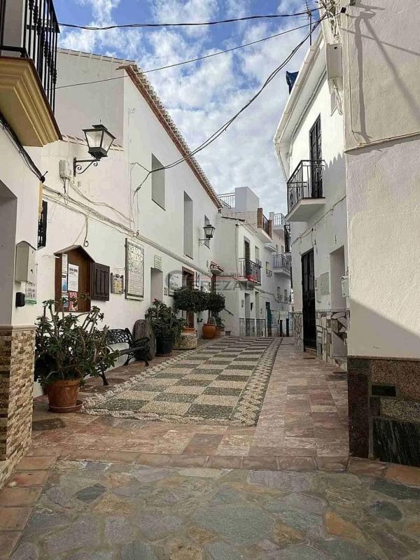 Terreno en venta en Sayalonga, Malaga photo 1
