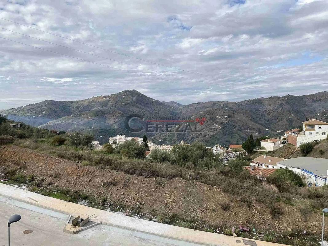 Terreno en venta en Sayalonga, Malaga photo 4