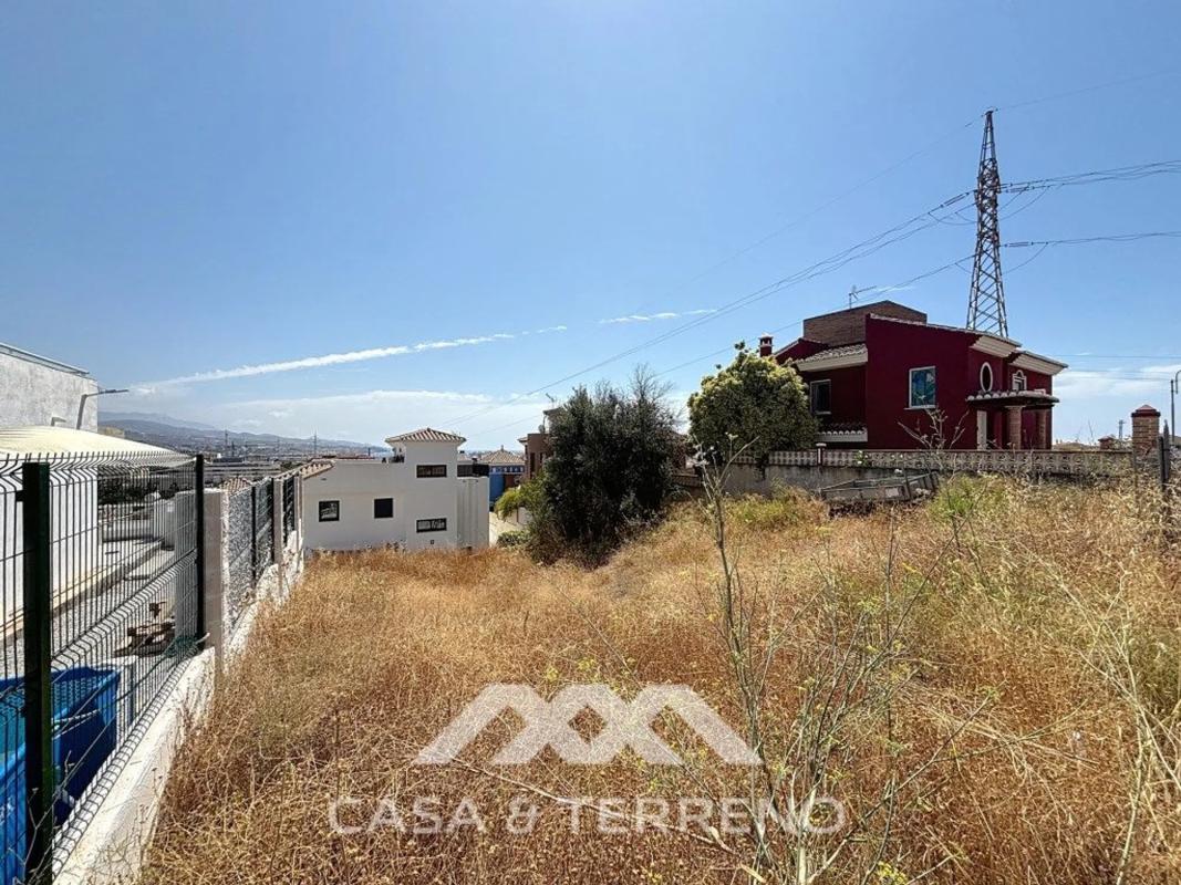 Działka na sprzedaż w Torre del Mar, Malaga photo 1
