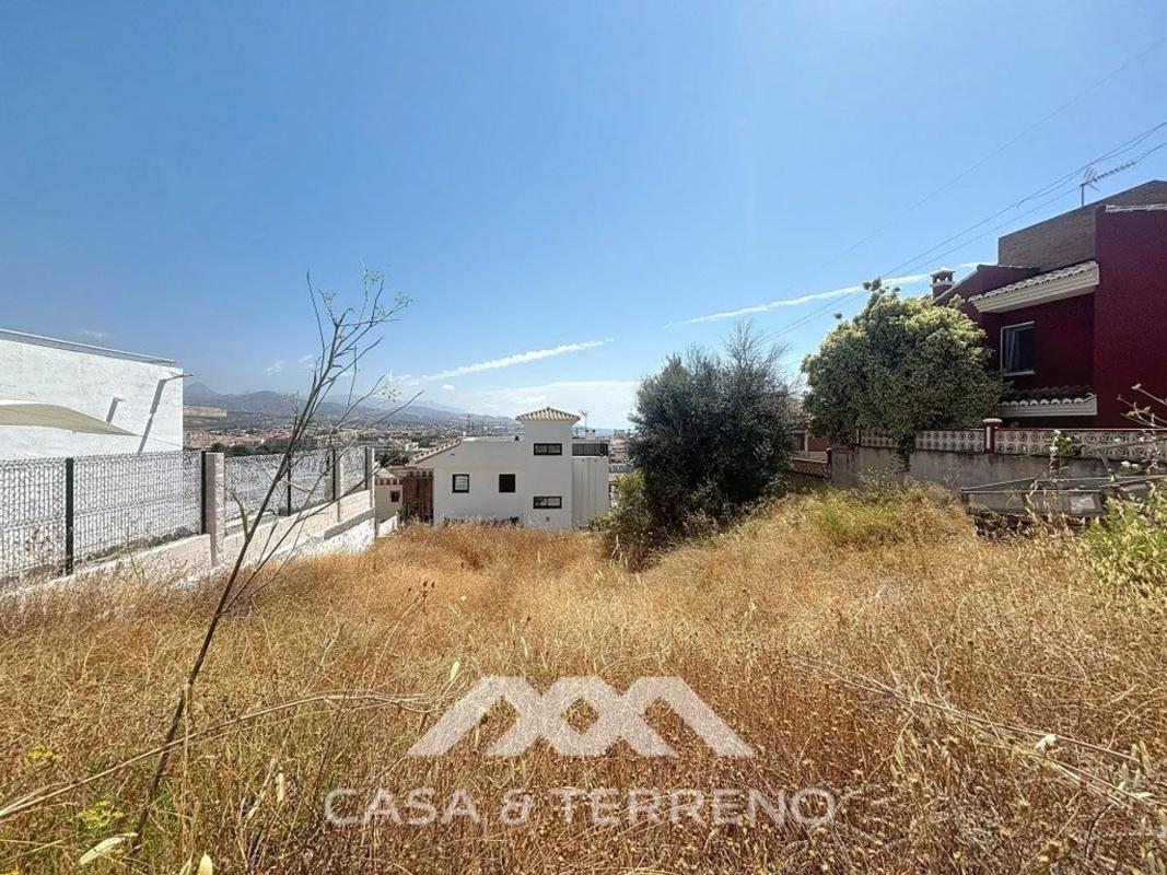 Działka na sprzedaż w Torre del Mar, Malaga photo 2