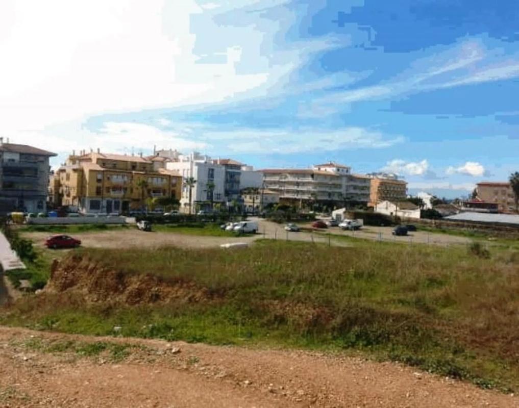 Terreno en venta en Torrox, Malaga photo 2