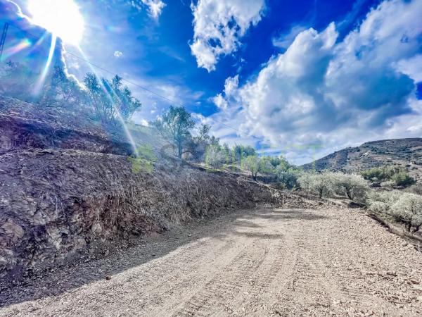 Terreno en calle Frigiliana thumbnail 1