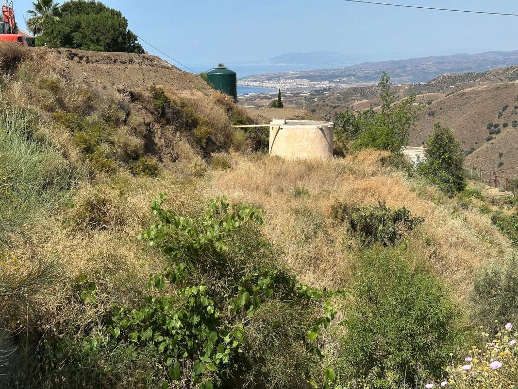 Terreno en venta en Torrox, Malaga photo 1