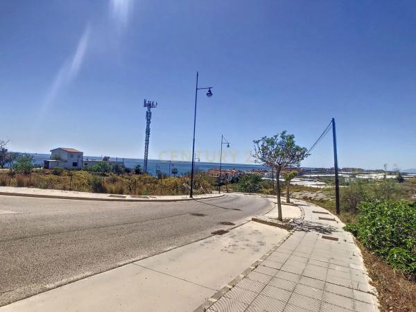 Terreno en calle Las Adelfas photo 1