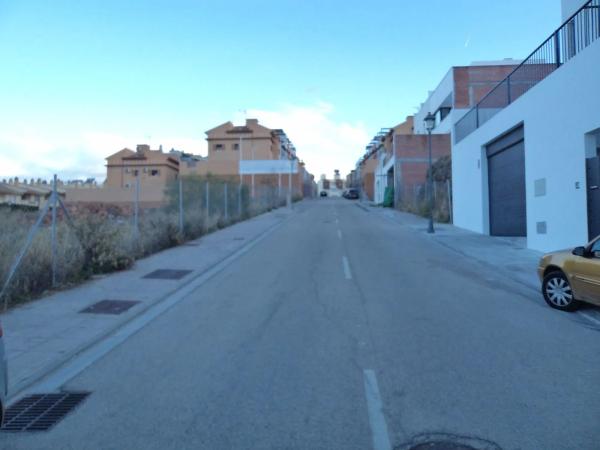 Terreno en calle Cerro del Romeral, 8 CallePintorAntonioValdsSuelo thumbnail 1