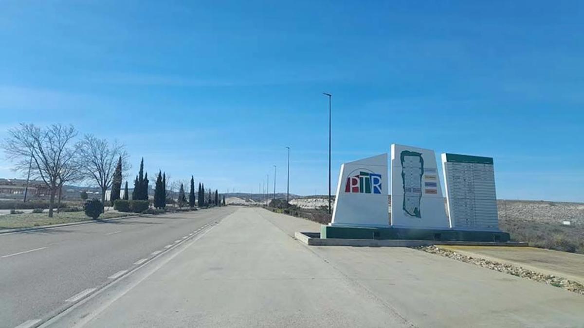 Land for sale in Vélez-Málaga, Malaga photo 3