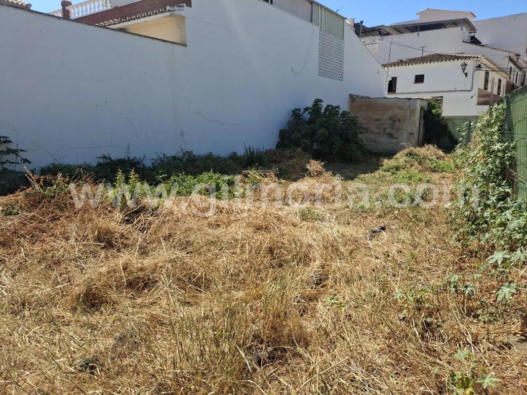 Terreno en venta en Vélez-Malaga, Malaga photo 1