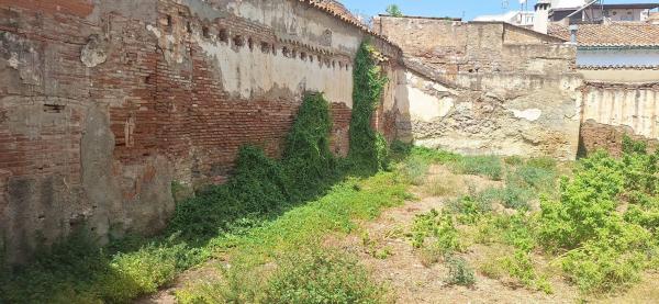 Terreno en calle José Méndez Hoyos, 8 thumbnail 2