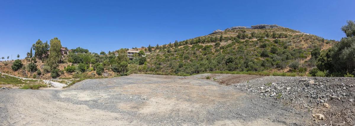 Terreno en venta en Benahavís, Malaga photo 3