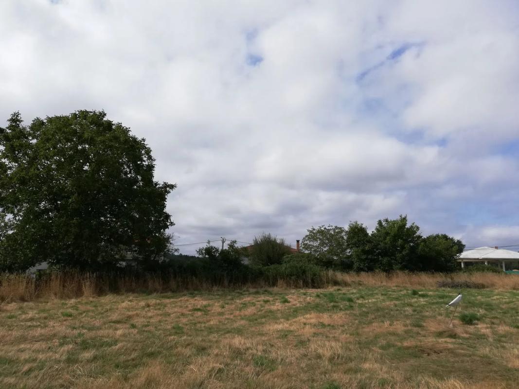 Terreno en venta en Arzua, A Coruña photo 4