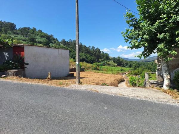 Terreno en Leiro photo 2
