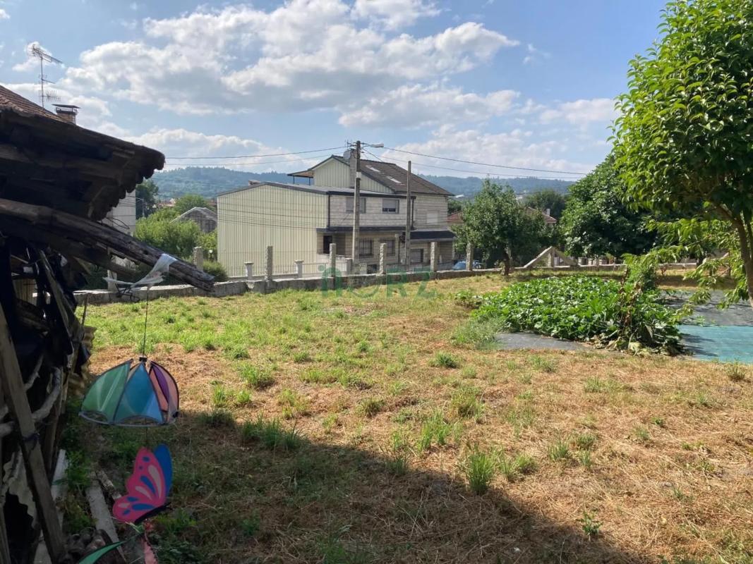 Terreno en venta en O Carballiño, Ourense photo 2