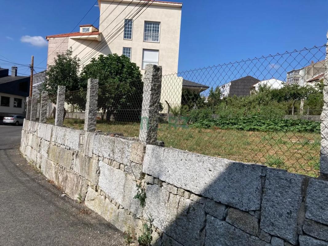 Terreno en venta en O Carballiño, Ourense photo 3