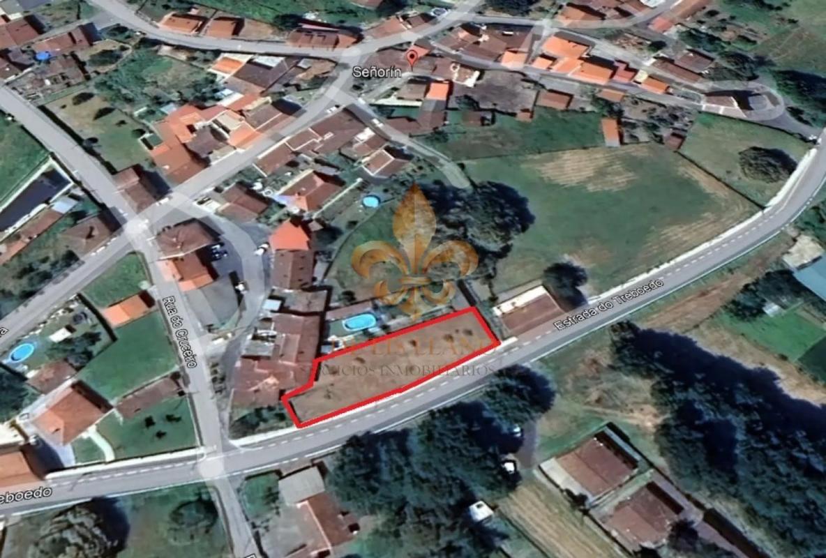 Terreno en venta en O Carballiño, Ourense photo 1
