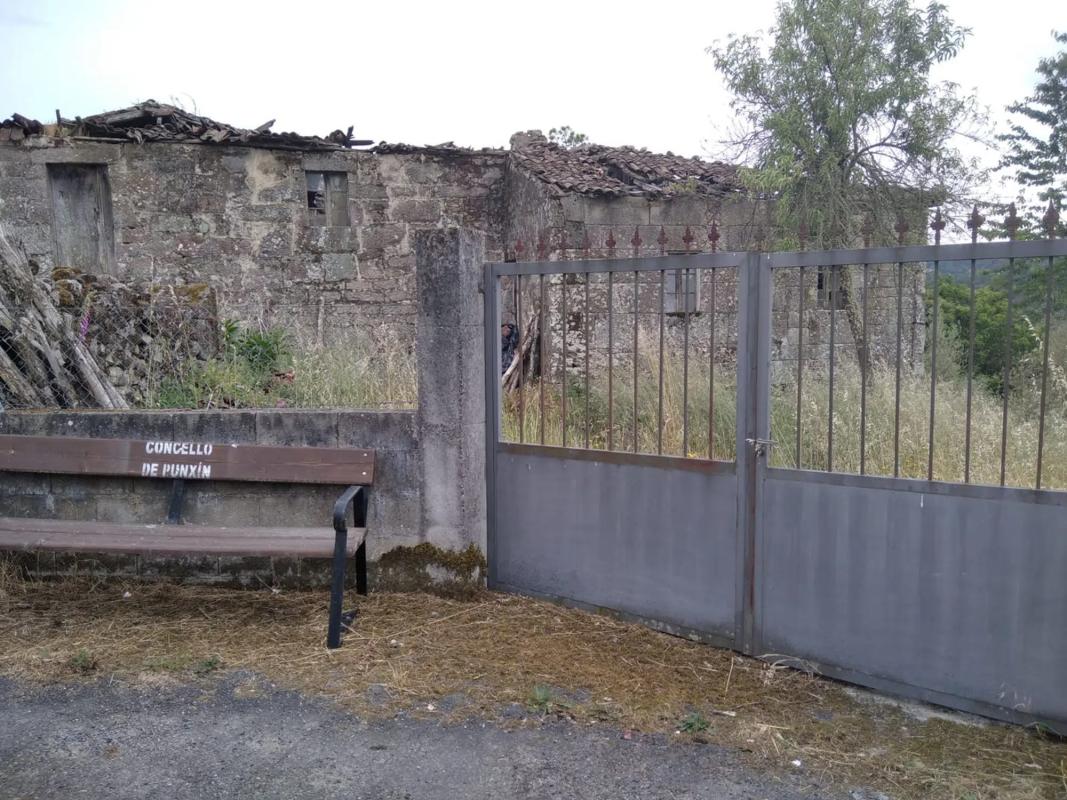 Terreno en venta en Punxin, Ourense photo 4