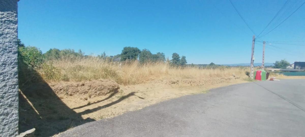 Terreno en venta en Barbadas, Ourense photo 5