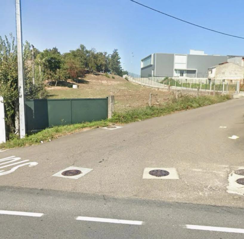 Terreno en venta en Ourense, Ourense photo 1