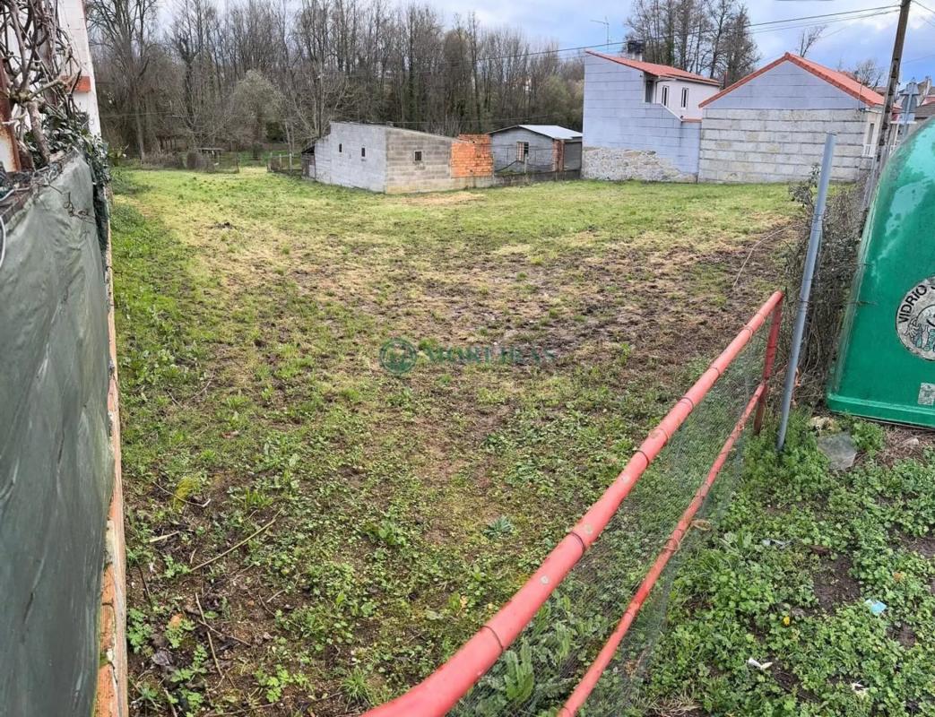Terreno en venta en San Cibrao das Viñas, Ourense photo 1