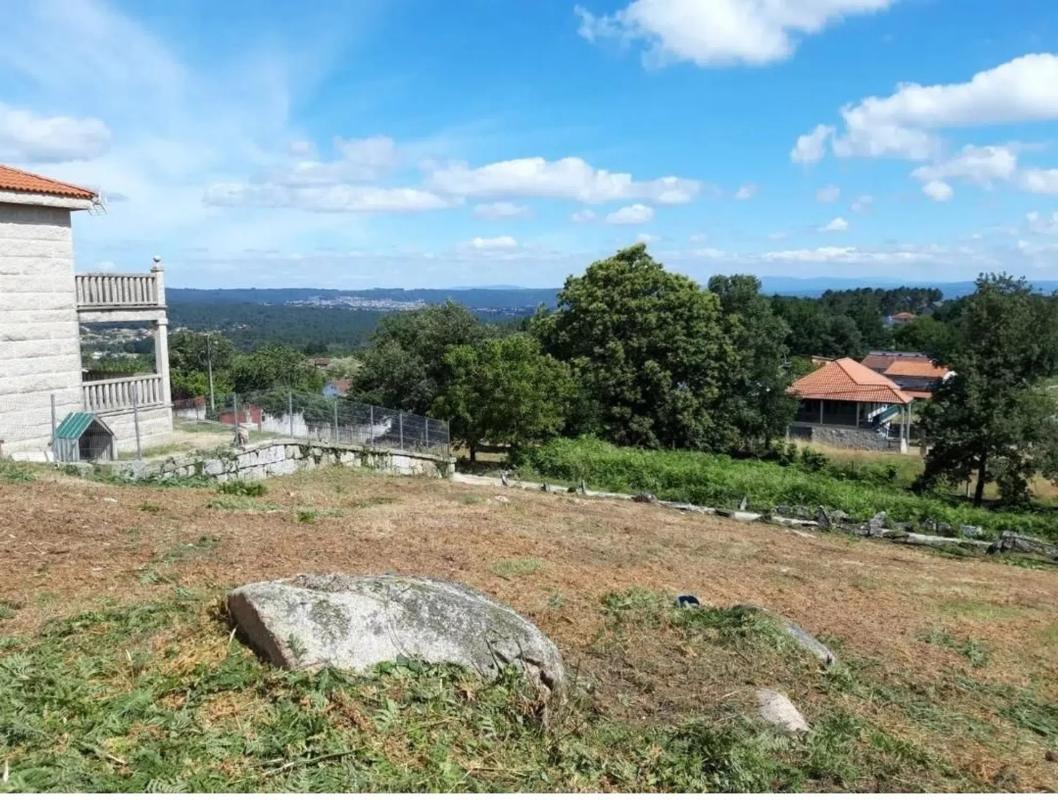 Terreno en venta en San Cibrao das Viñas, Ourense photo 3