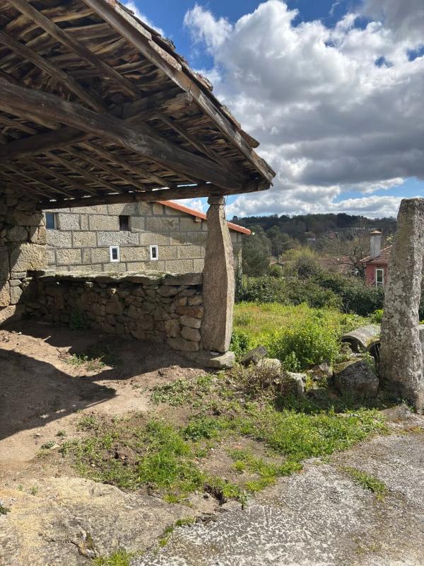 Terreno en venta en Amoeiro, Ourense photo 5