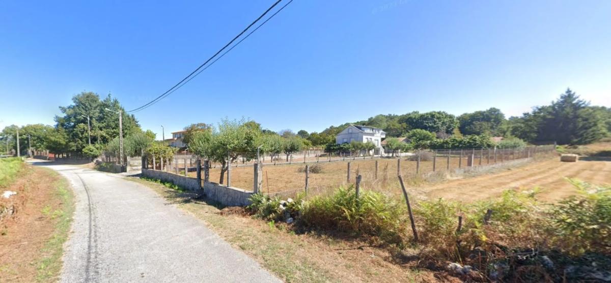 Terreno en venta en Vilamarin, Ourense photo 2