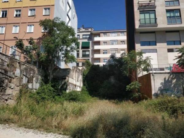 Terreno en calle Ribeira de Canedo photo 3