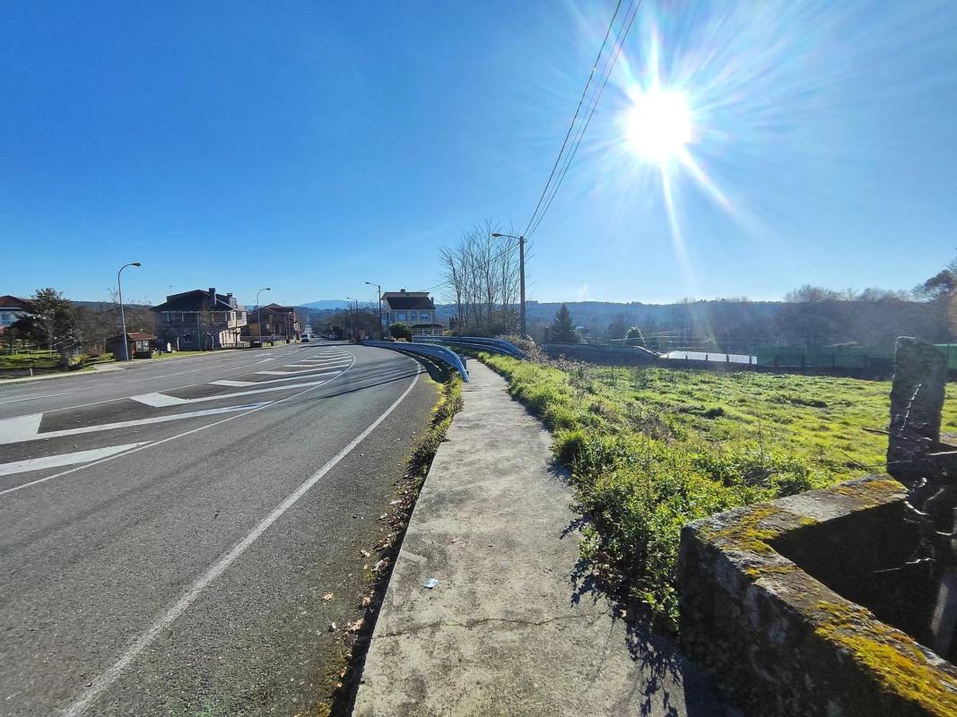 Terreno en venta en Vilamarin, Ourense photo 2