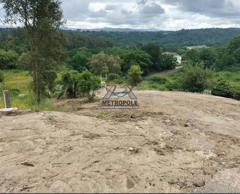Terreno en venta en Toén, Ourense photo 3