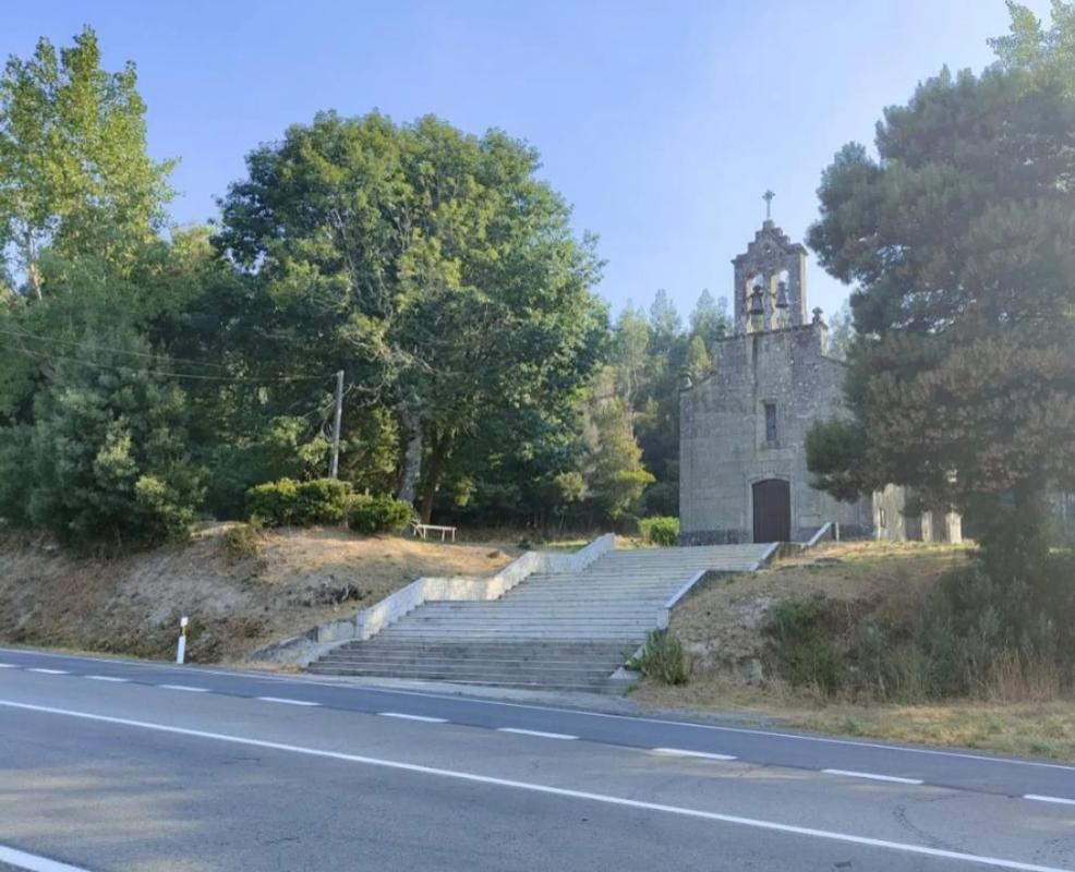 Terreno en venta en Vilamarin, Ourense photo 3