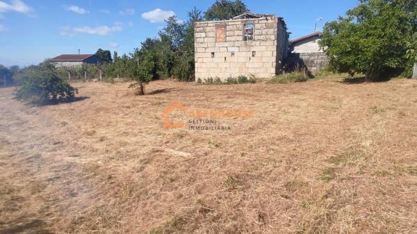 Terreno en San Cibrao das Viñas photo 4