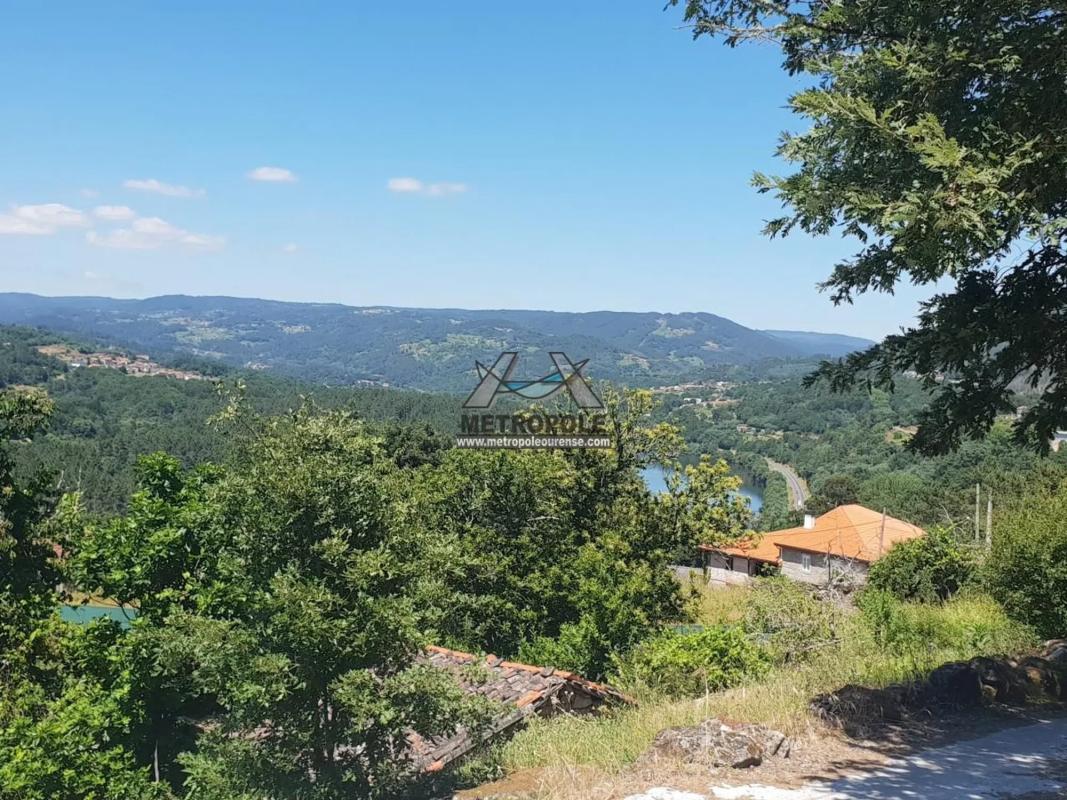 Działka na sprzedaż w Pereiro de Aguiar, Ourense photo 1