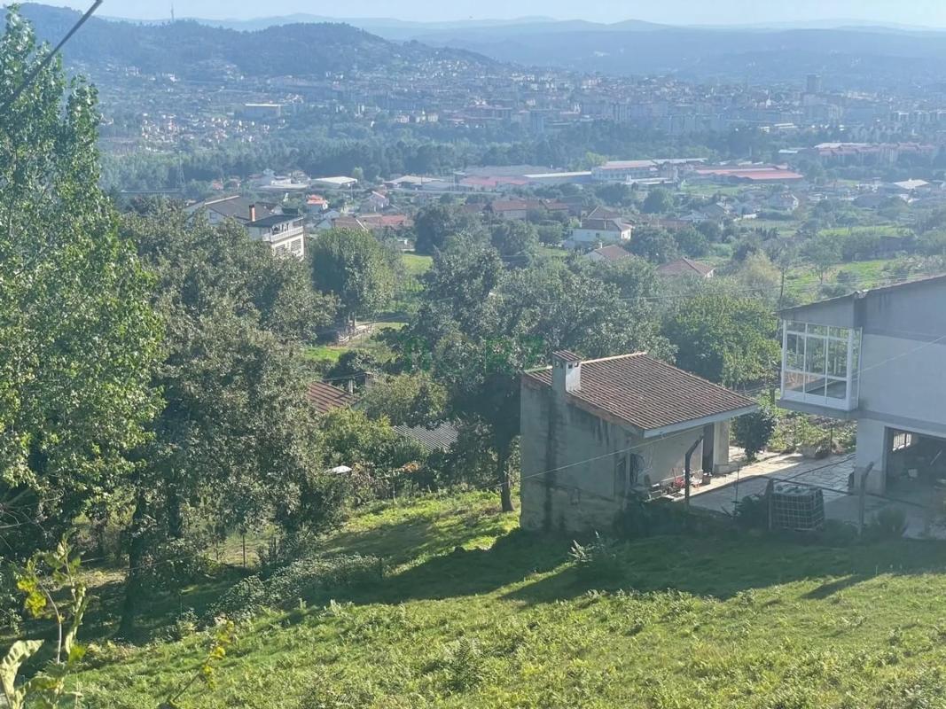 Terreno en venta en Ourense, Ourense photo 4
