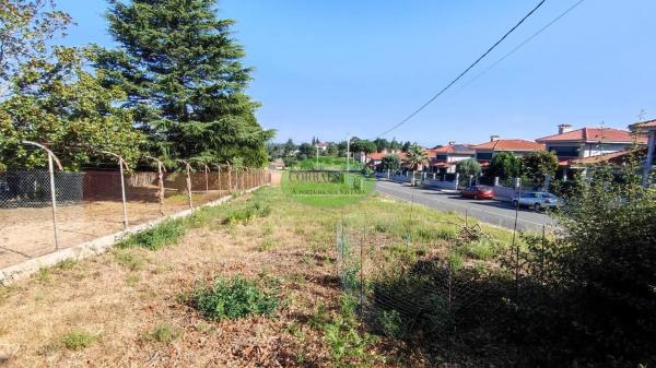Terreno en San Cibrao das Viñas photo 3