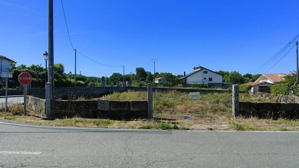 Terreno en venta en Pereiro de Aguiar, Ourense photo 3
