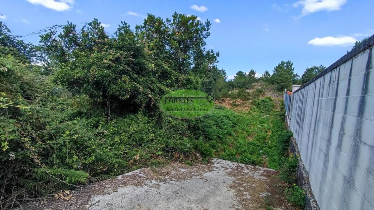 Działka na sprzedaż w San Cibrao das Viñas, Ourense photo 1