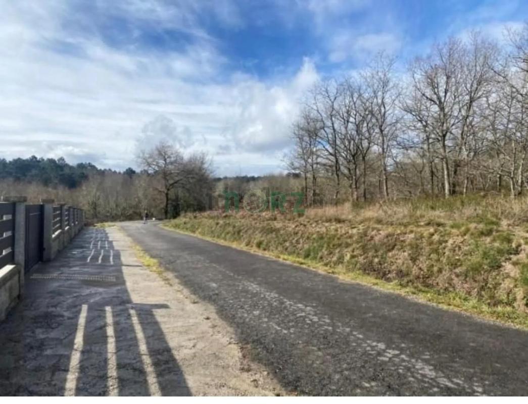 Terreno en venta en Barbadas, Ourense photo 3
