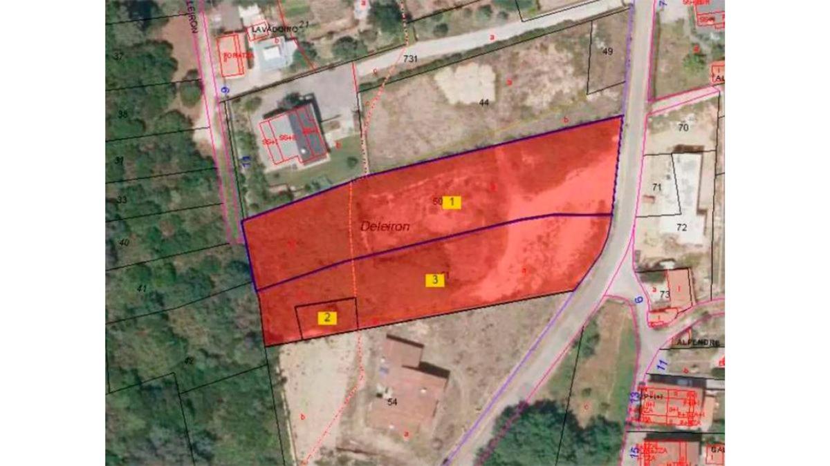 Terreno en venta en Barbadas, Ourense photo 5