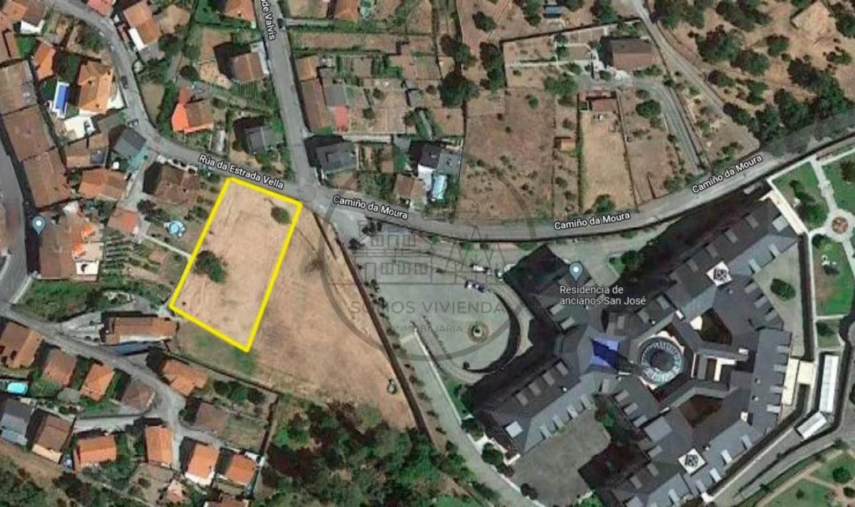Terreno en venta en Ourense, Ourense photo 1