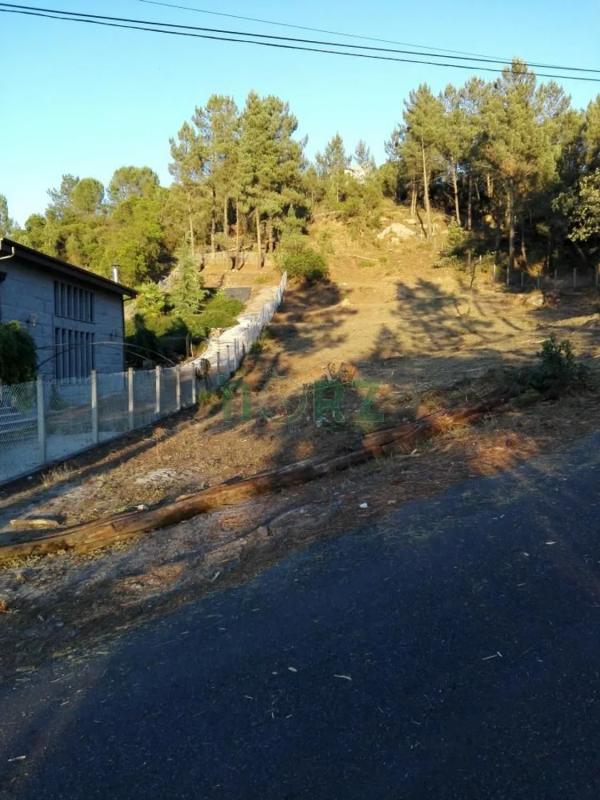 Terreno en venta en Barbadas, Ourense photo 4