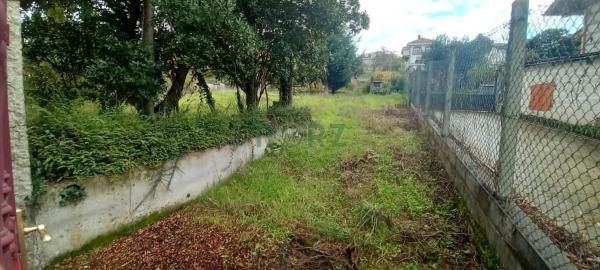 Terreno en San Cibrao das Viñas photo 1