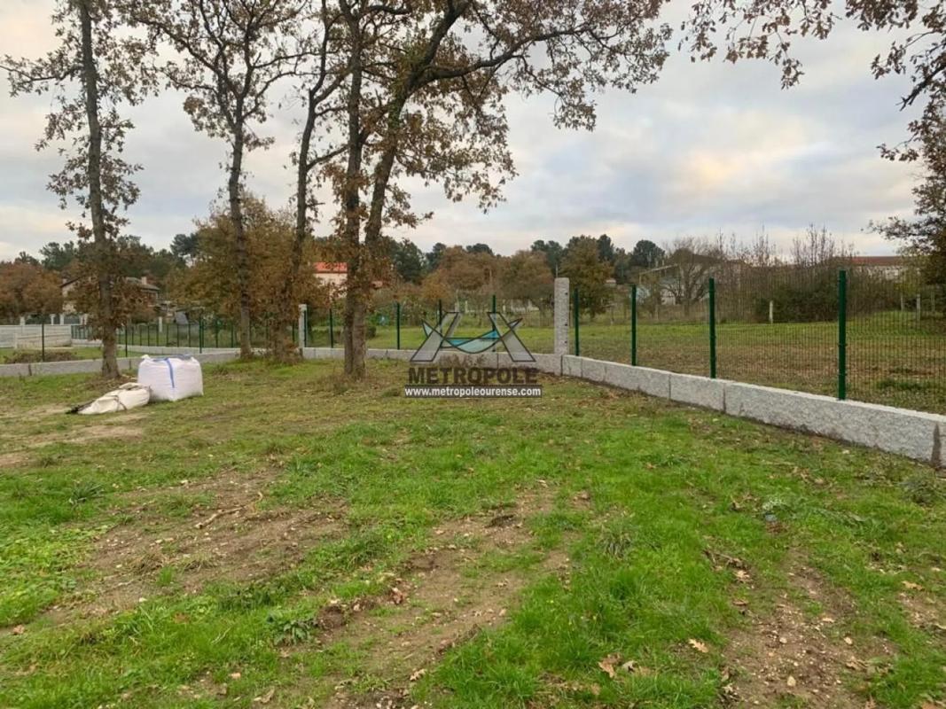 Terreno en venta en San Cibrao das Viñas, Ourense photo 1
