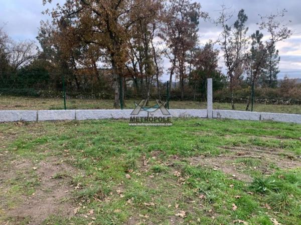 Terreno en San Cibrao das Viñas photo 3