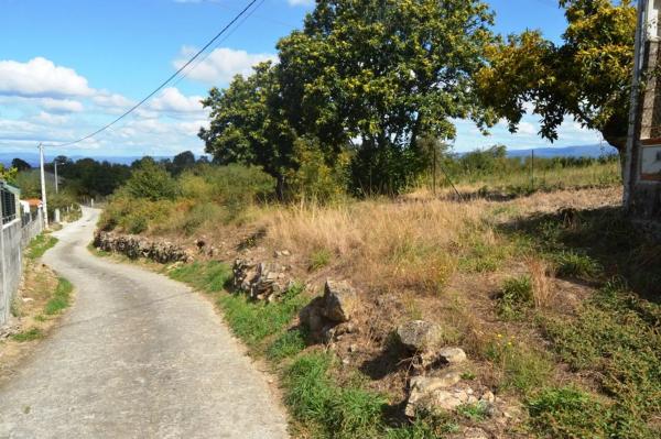 Terreno en San Cibrao das viñas photo 2