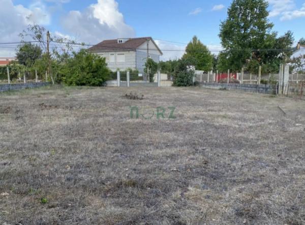 Terreno en San Cibrao das Viñas photo 1