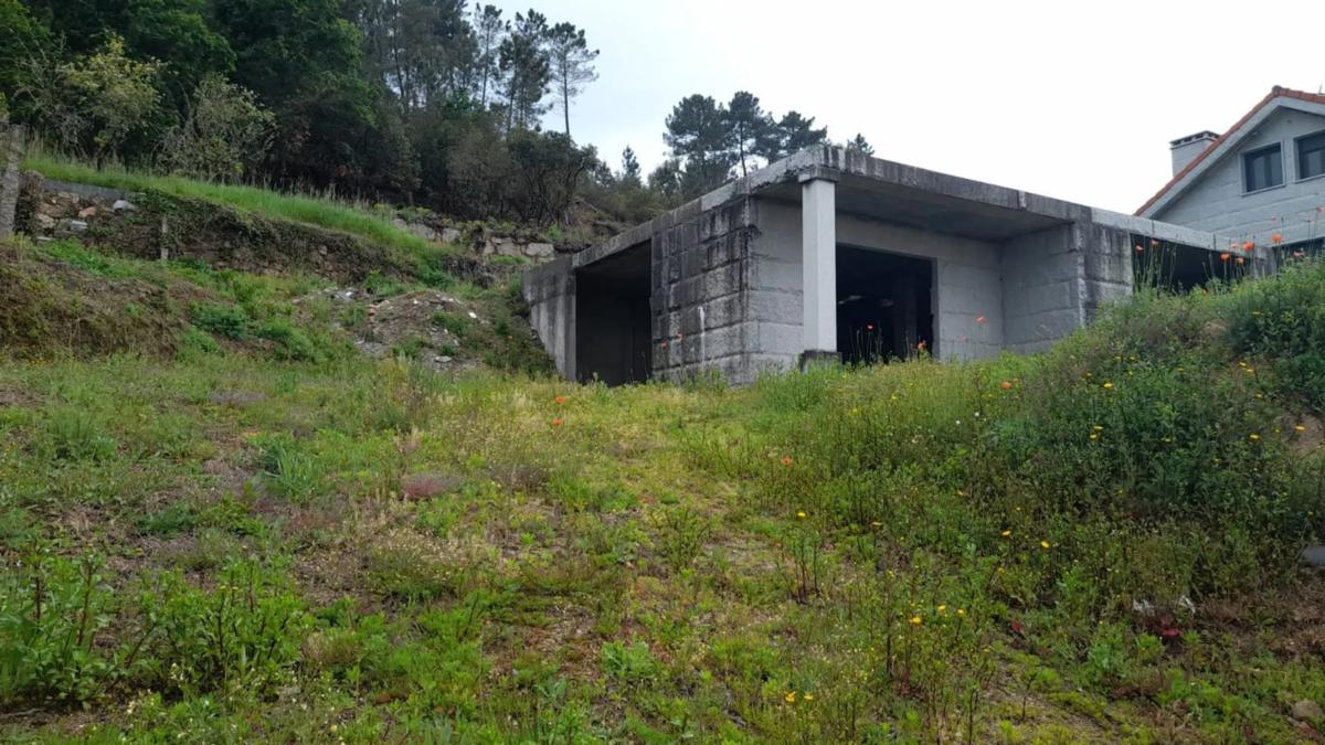 Terreno en venta en Toén, Ourense photo 1